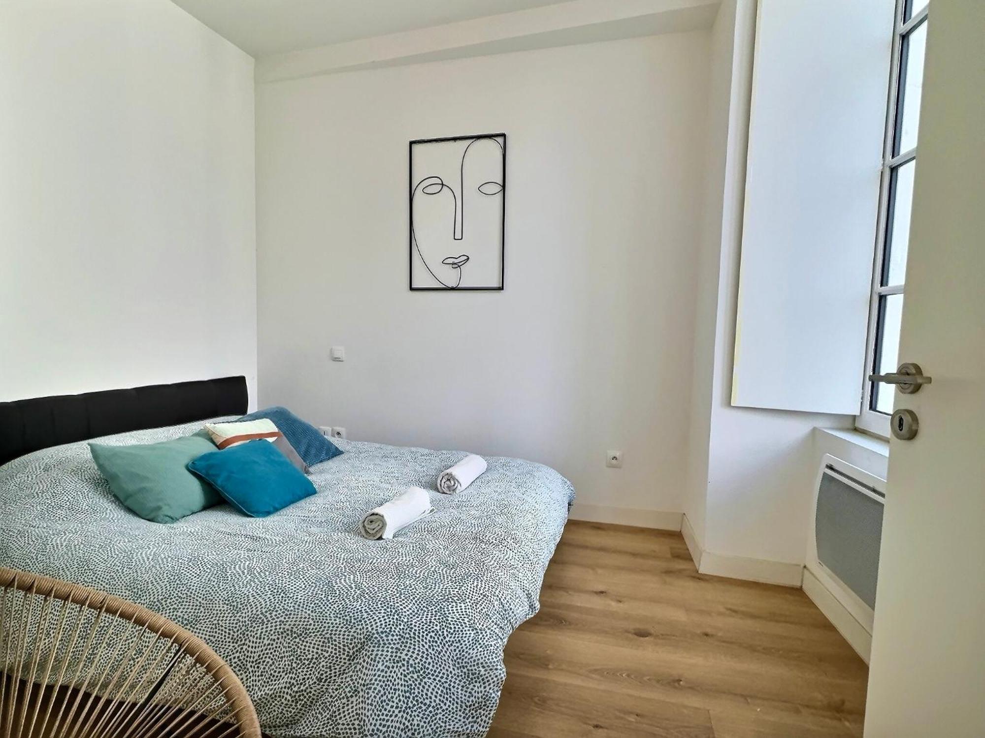 Wonderhost, Au Coeur Du Quartier Du Chateau ポー エクステリア 写真