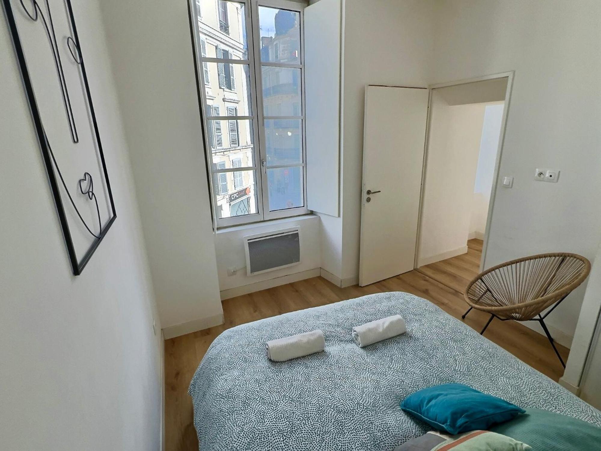Wonderhost, Au Coeur Du Quartier Du Chateau ポー エクステリア 写真